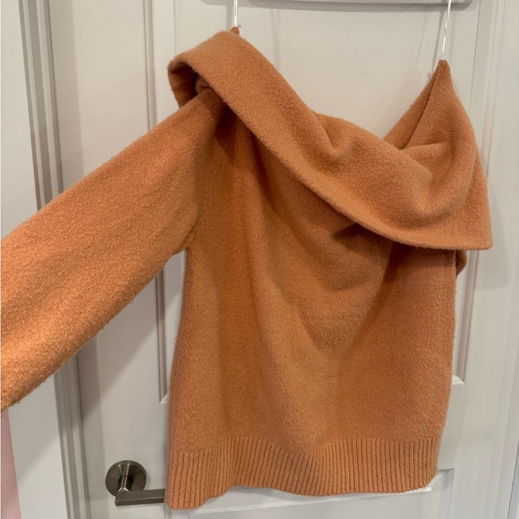 Light orange large mink pink off the shoulder sweater - Picture 7 of 7
